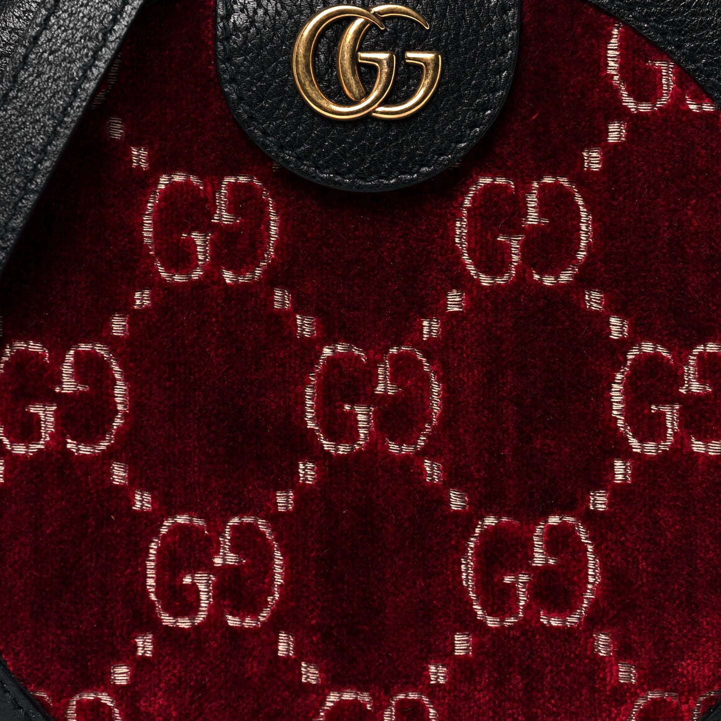 Velvet GG Monogram Textured Calfskin Round Shoulder Bag Red Cipria Black