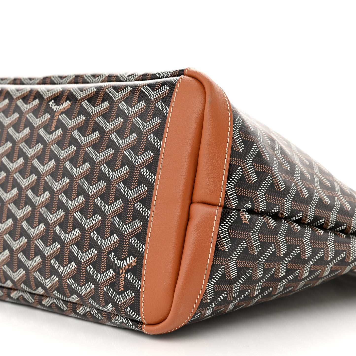 Goyardine Artois MM Black Gold