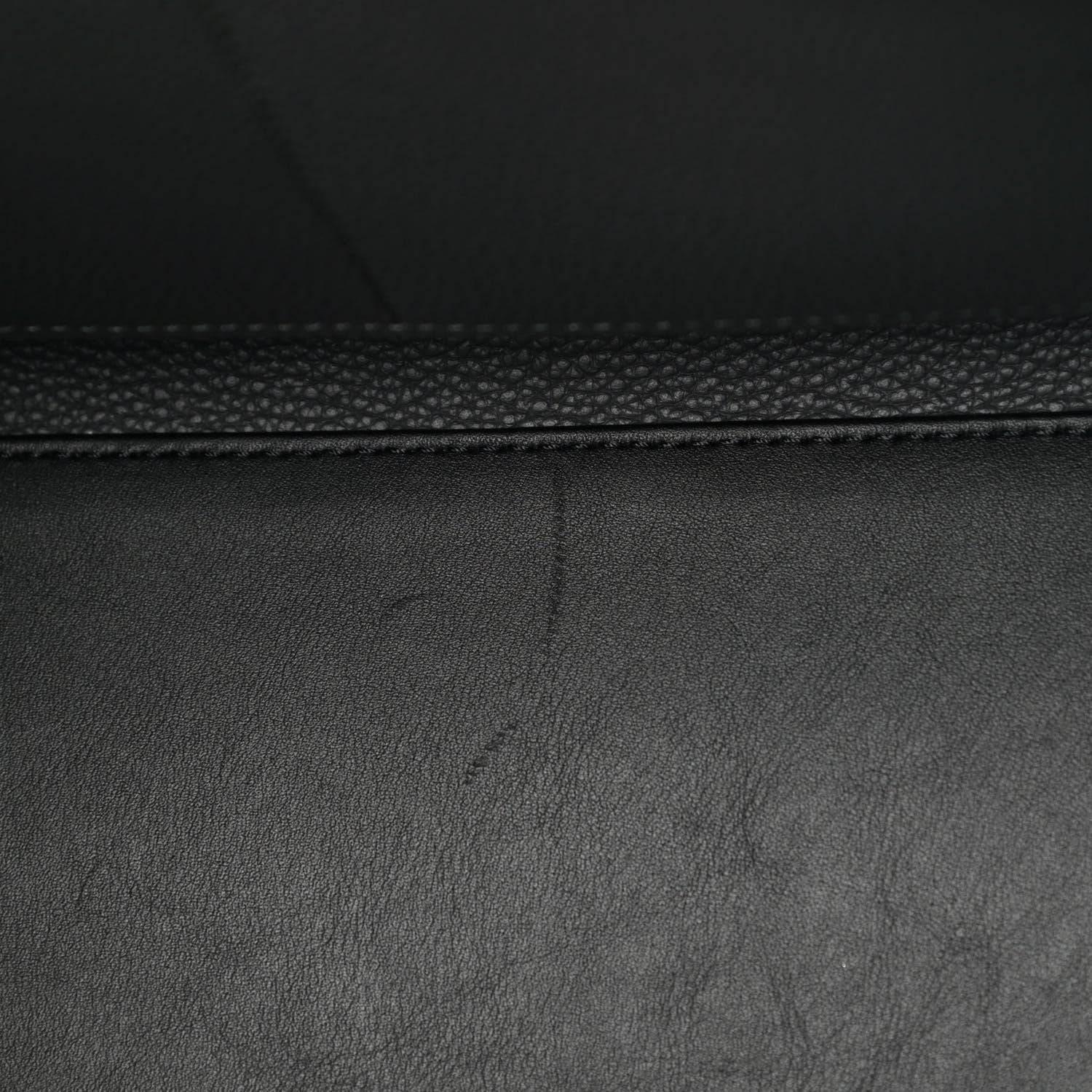 Louis Vuitton Taurillon City Steamer MM Gris 13 of 13