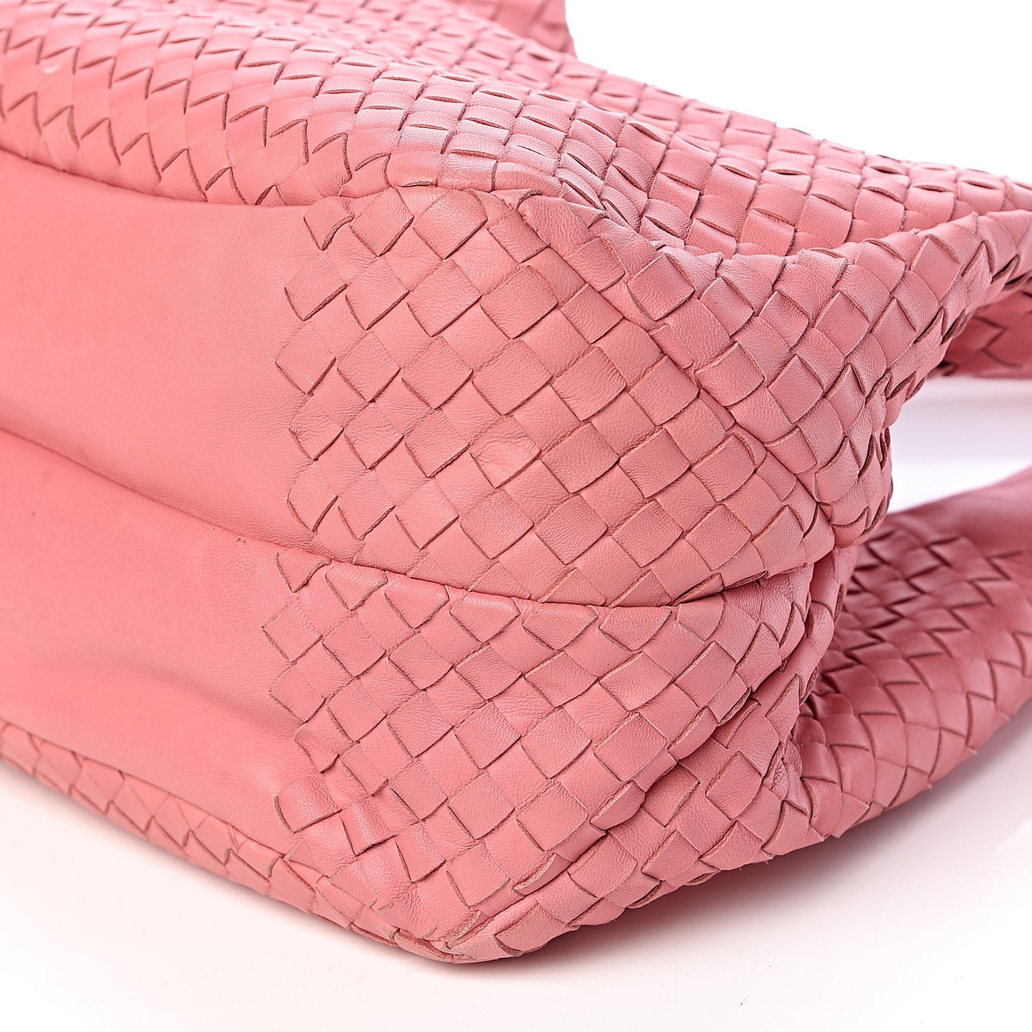 Nappa Intrecciato Medium Campana Petal Pink