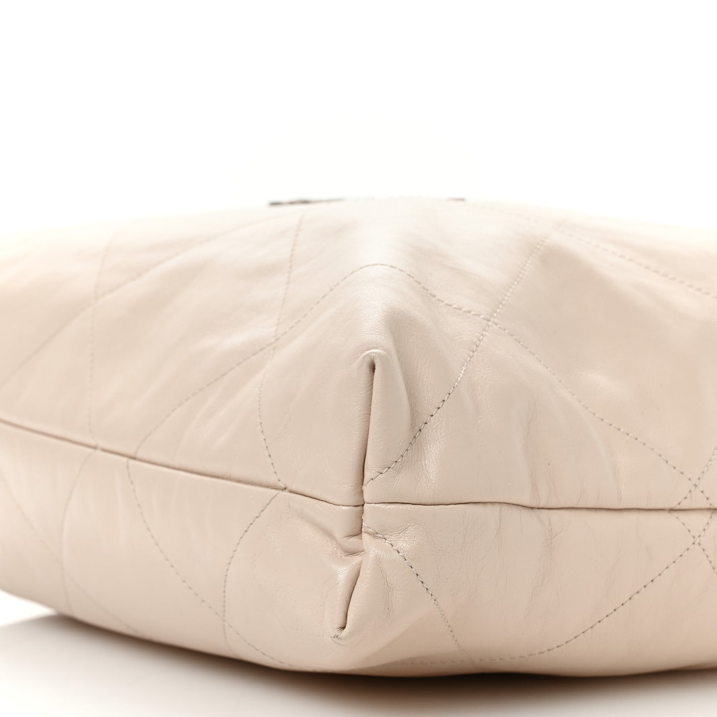 Shiny Calfskin Quilted Small Chanel 22 Ecru