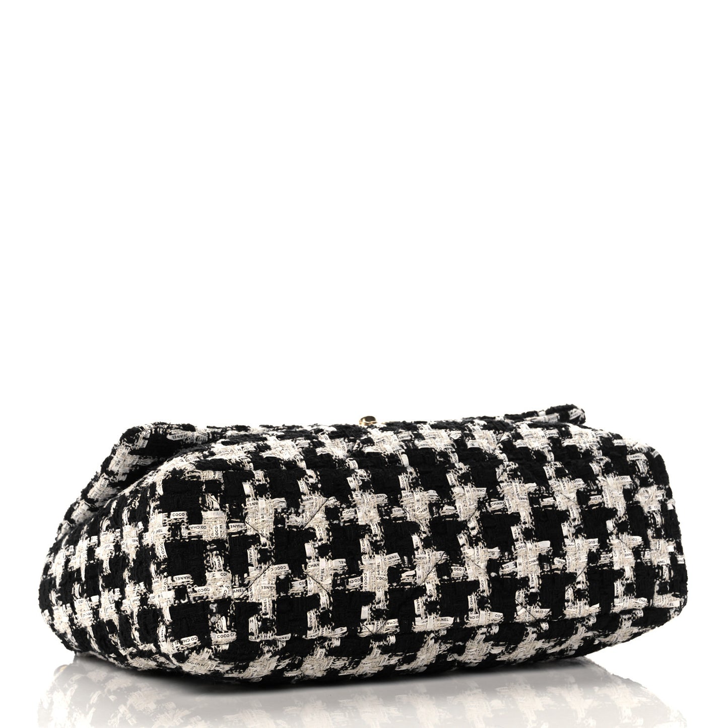 Tweed Quilted Maxi Chanel 19 Flap Black Ecru White