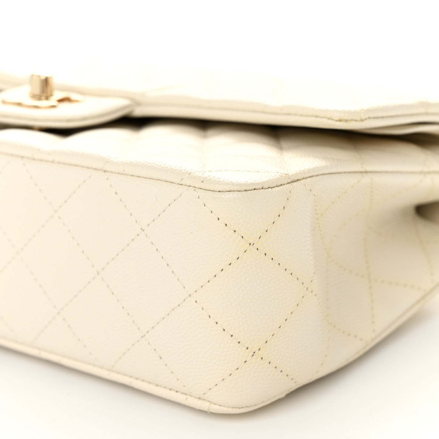 Caviar Quilted Medium Double Flap White