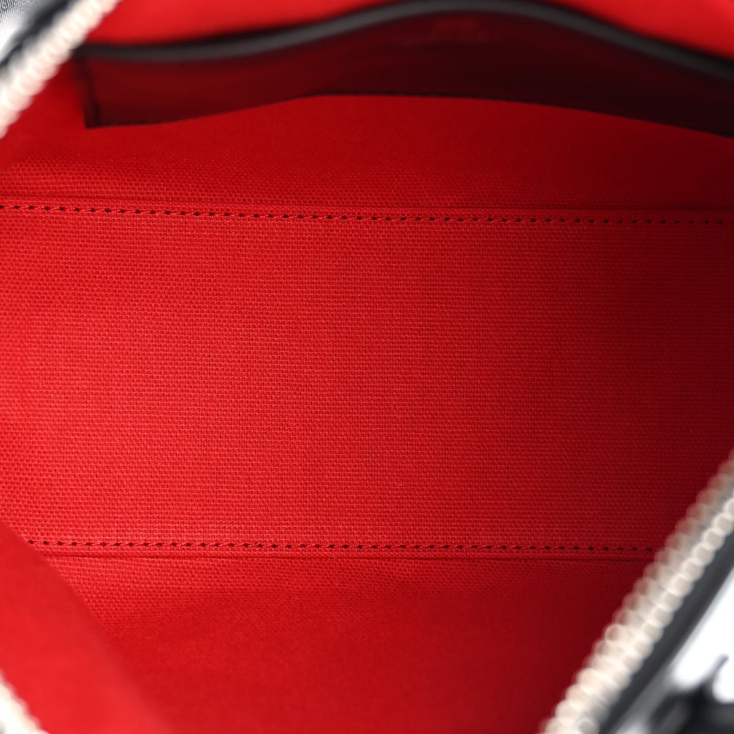 Shiny Lord Calfskin Mini Sport Antigona With Chain Black