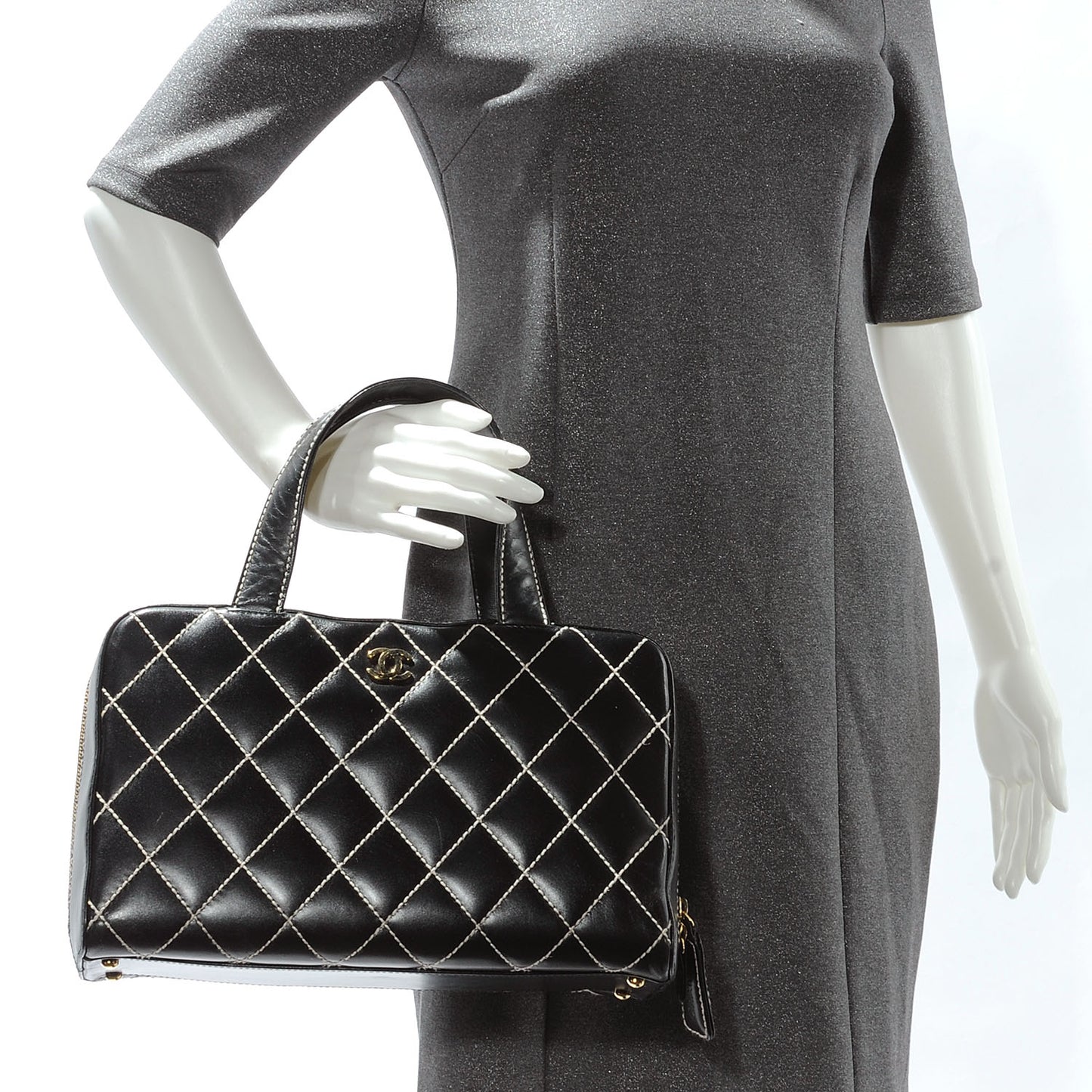 Leather Diamond Stitch Surpique Handbag Black