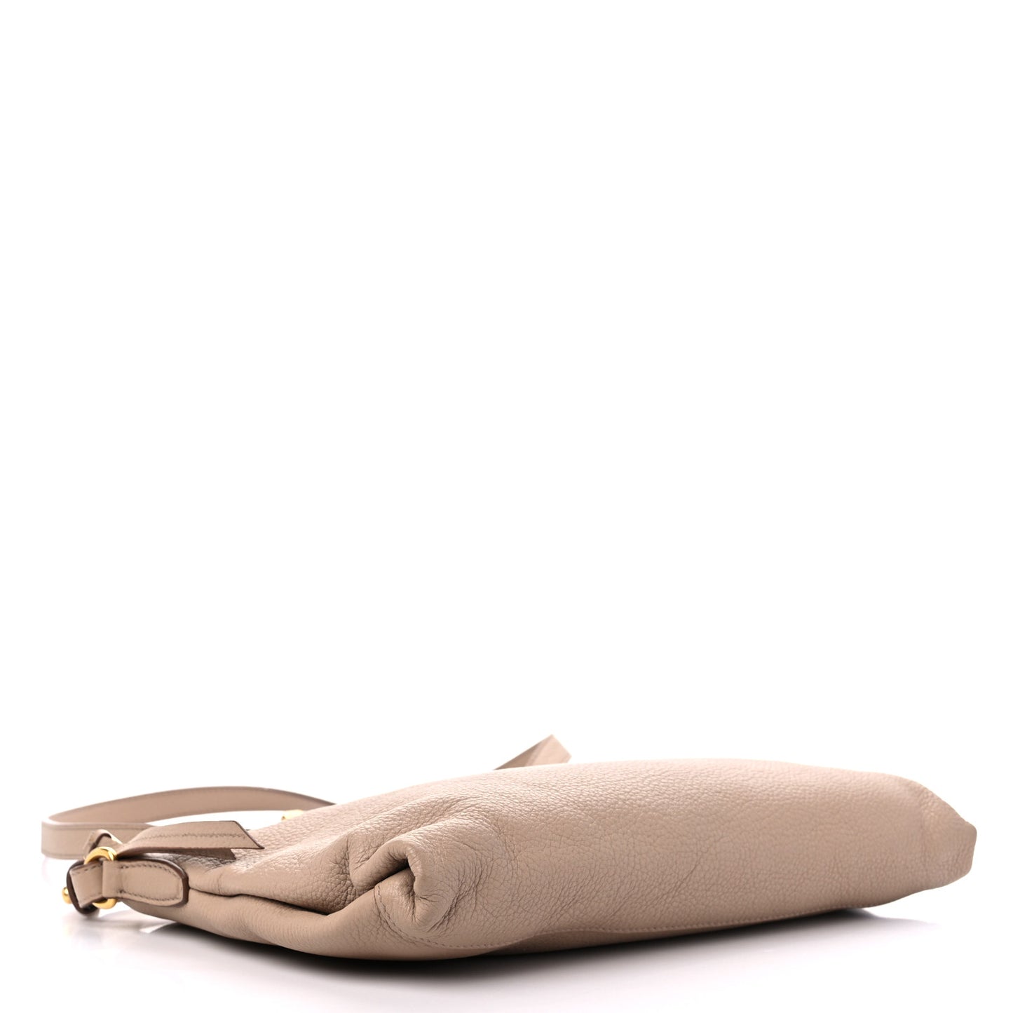 Vitello Daino Zippered Shoulder Bag Cammeo