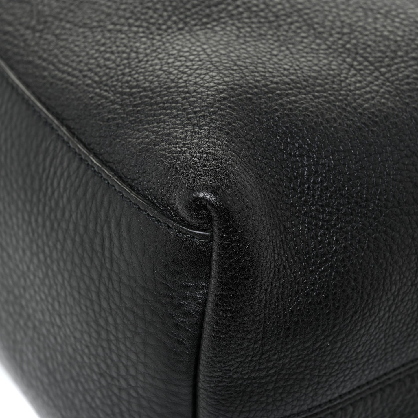 Pebbled Calfskin Medium Soho Chain Shoulder Bag Black