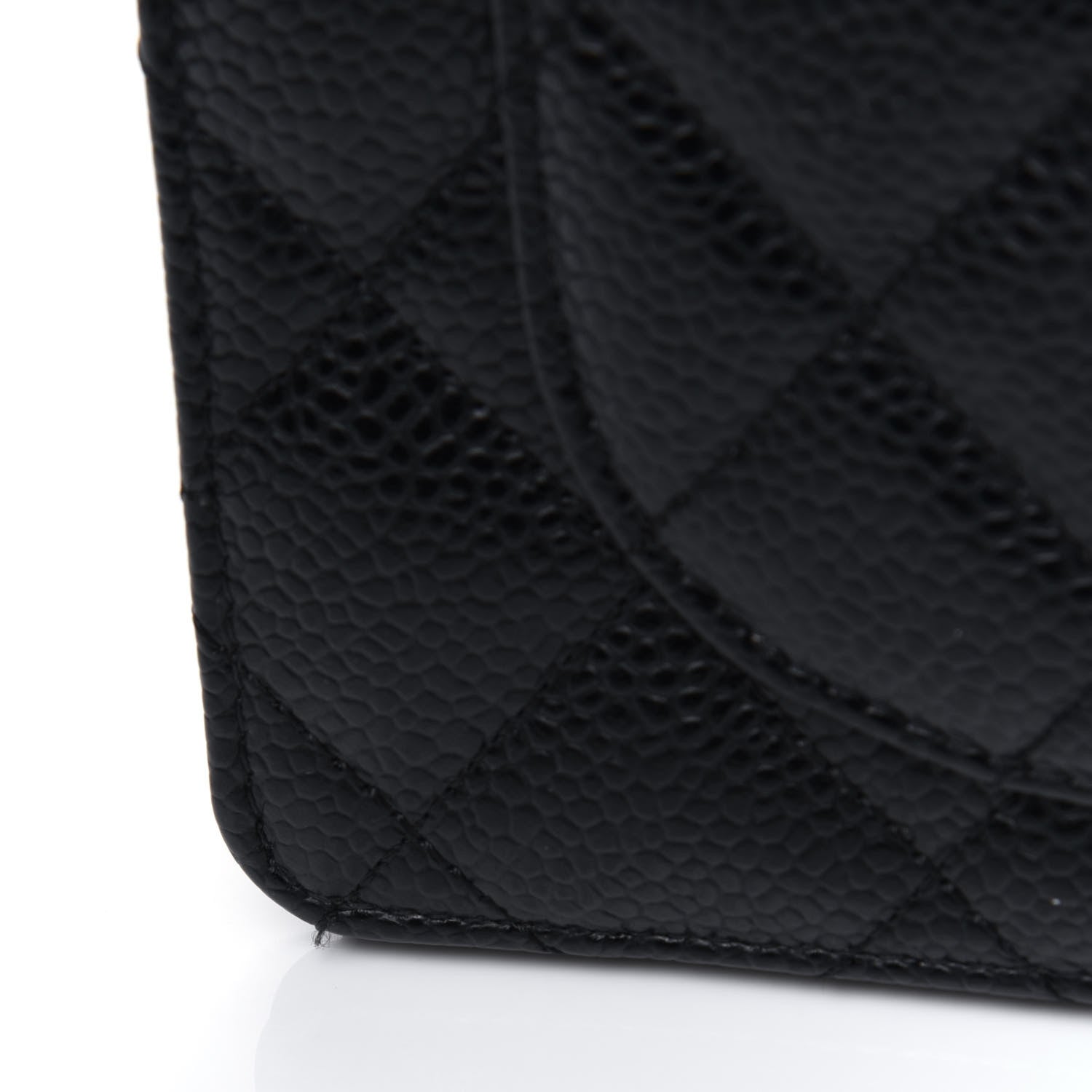 Chanel Caviar Quilted Yen Wallet Black 17 of 19