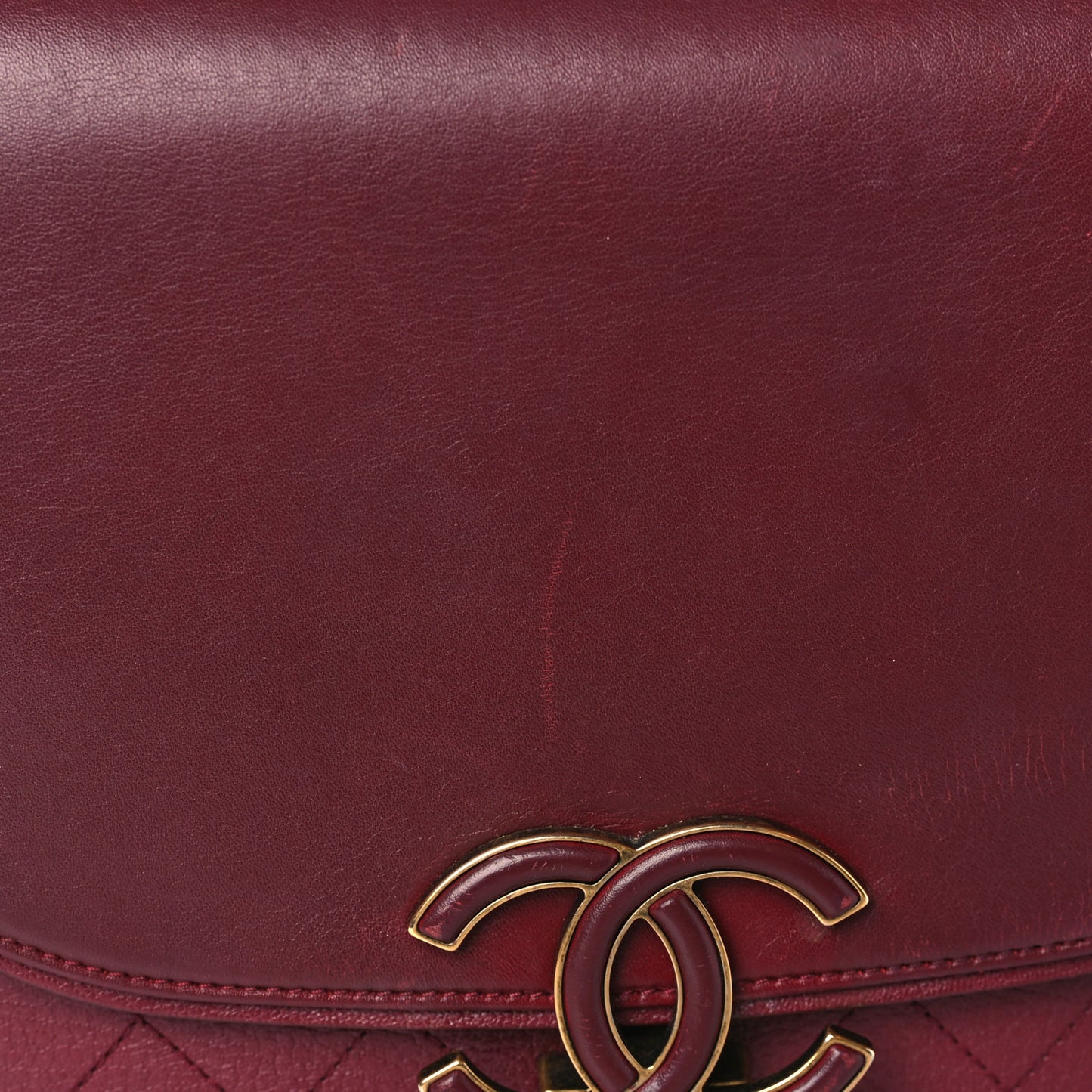 Shiny Calfskin Goatskin Quilted Medium Coco Curve Messenger Flap Burgundy