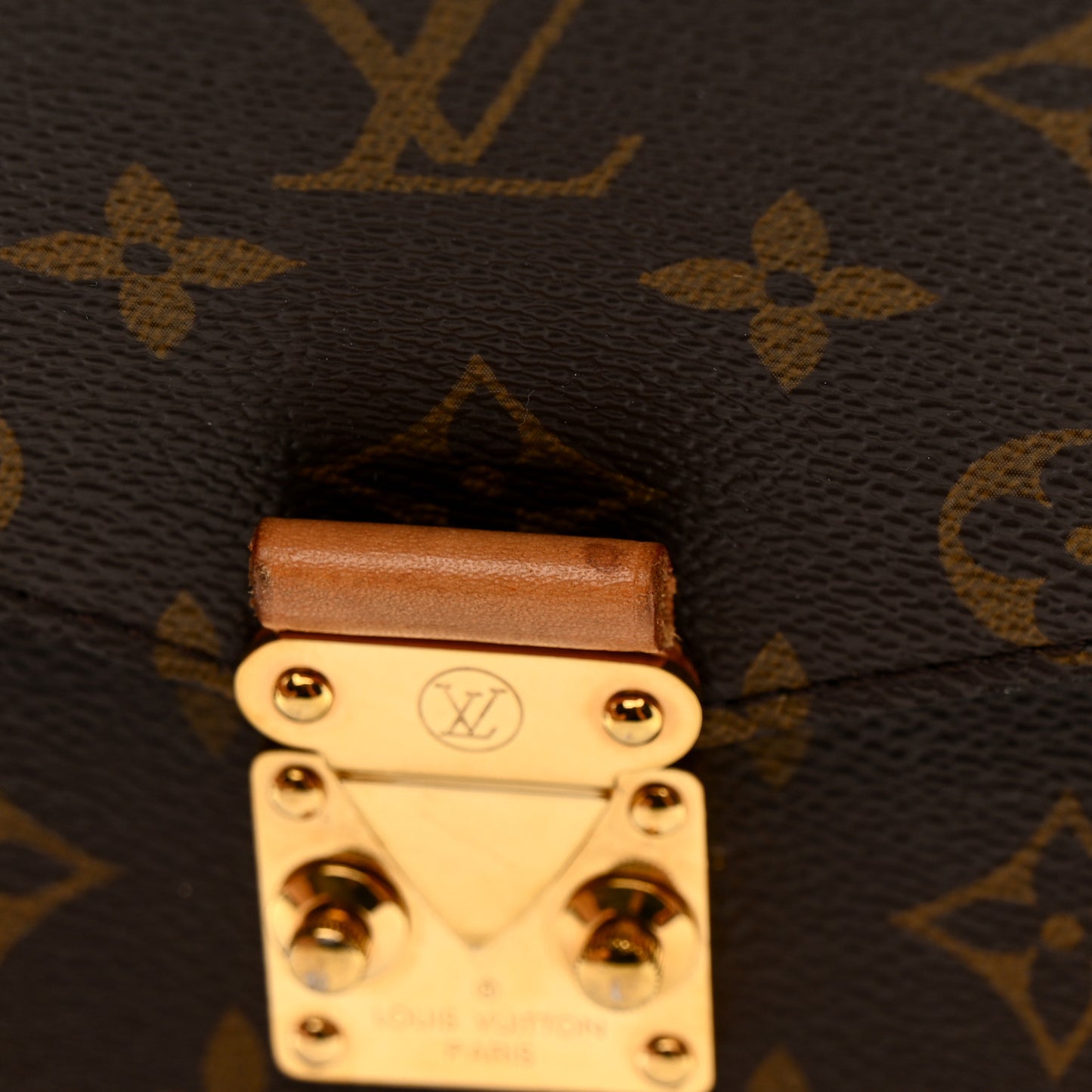 Monogram Pochette Metis