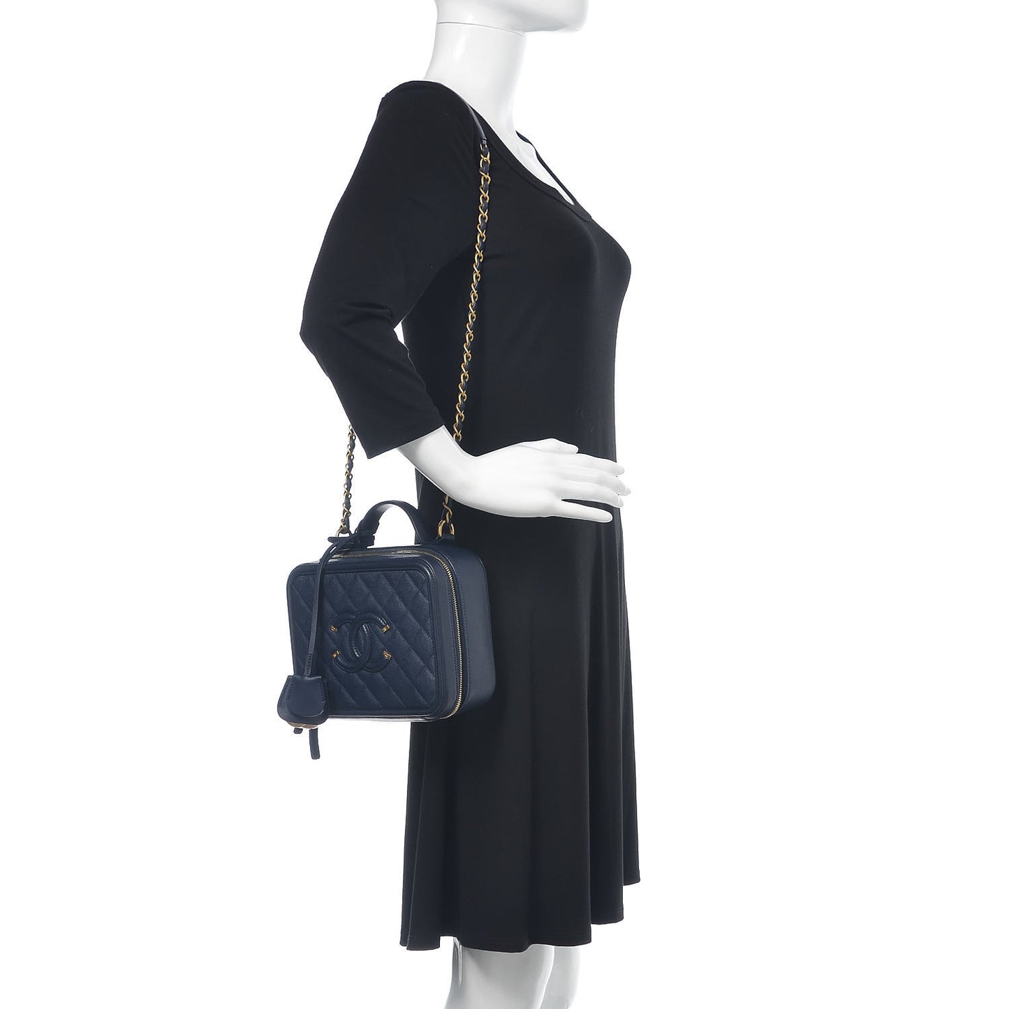 Caviar Quilted Medium CC Filigree Vanity Case Navy