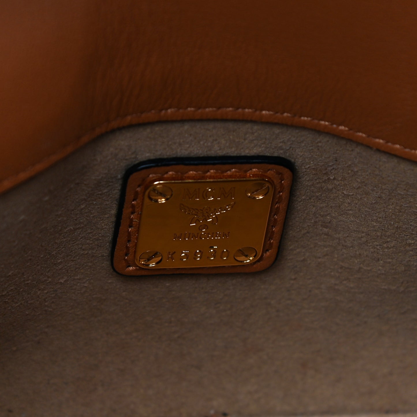 Visetos Small Millie Crossbody Bag Cognac