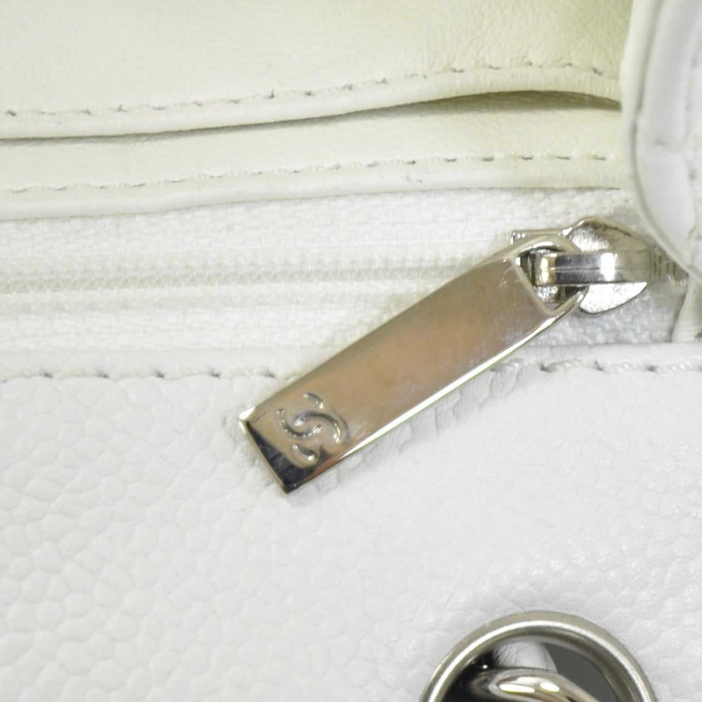 Washed Caviar Maxi Flap White