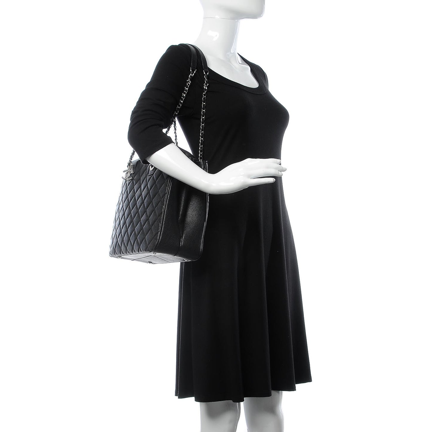 Caviar Quilted Urban Companion Top Handle Shopping Tote Black