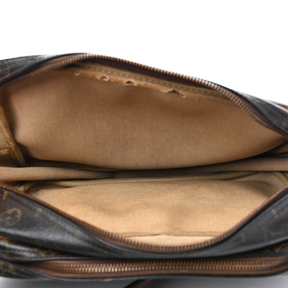 Louis Vuitton Monogram Reporter PM 5 of 11