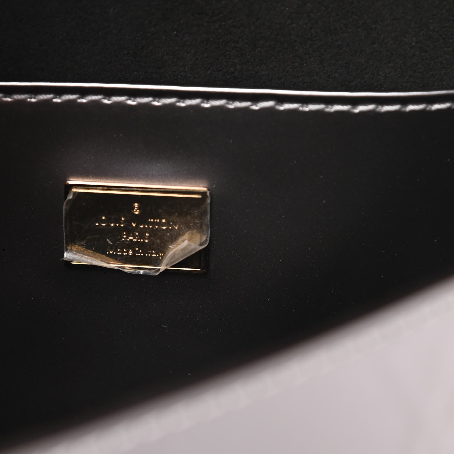 Louis Vuitton Vernis Epi Monogram Spring Street Bitume Metallise 6 of 10