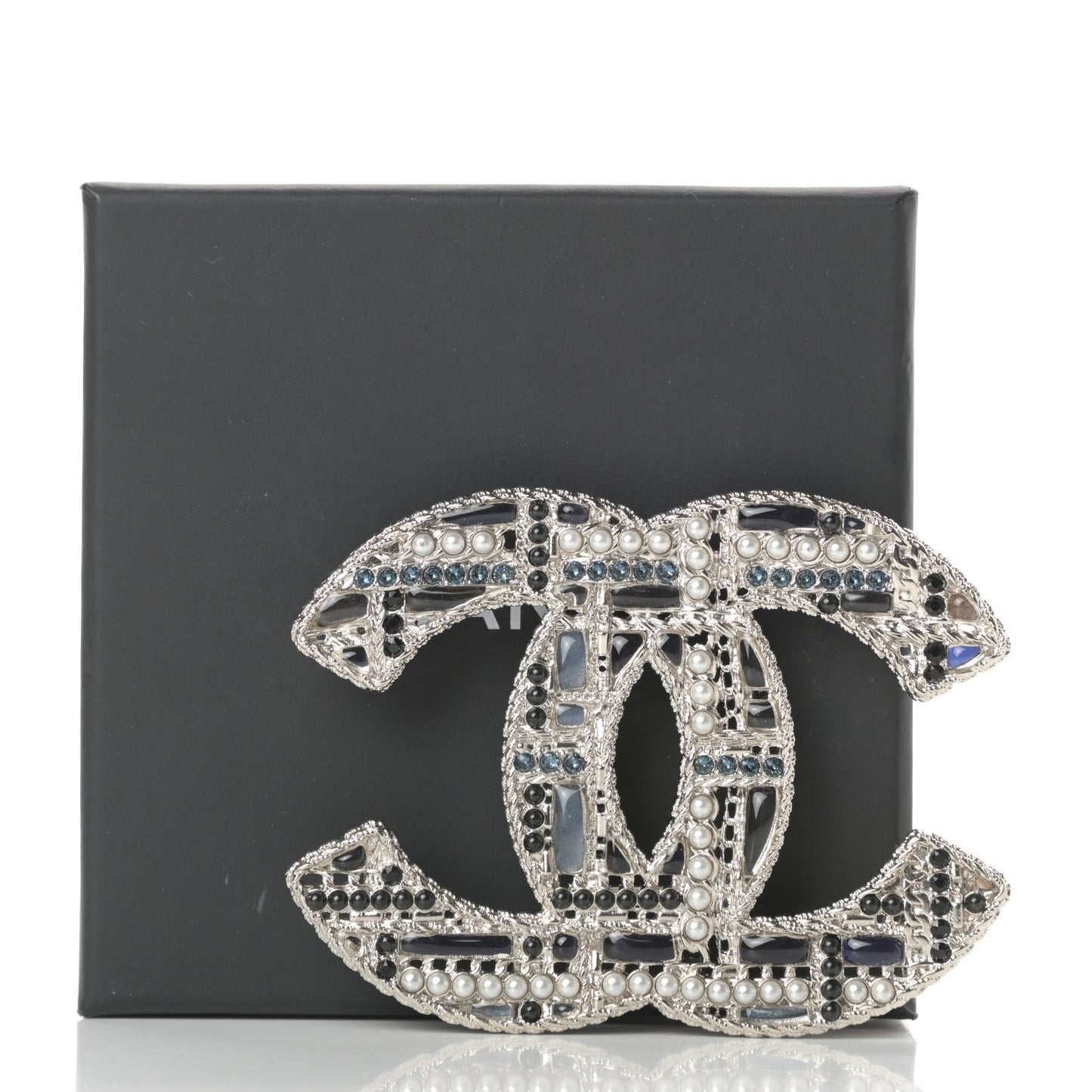 Crystal Pearl CC Tweed Brooch Blue White Pearly White
