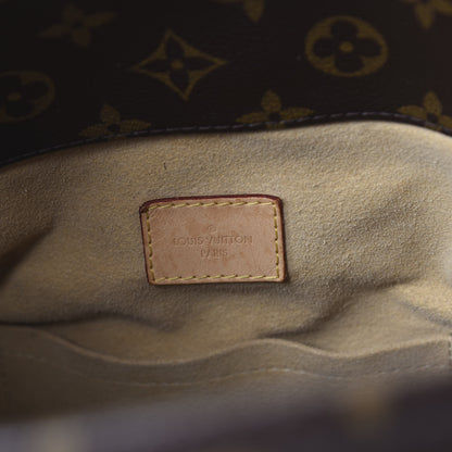 Louis Vuitton Monogram Artsy MM 6 of 10