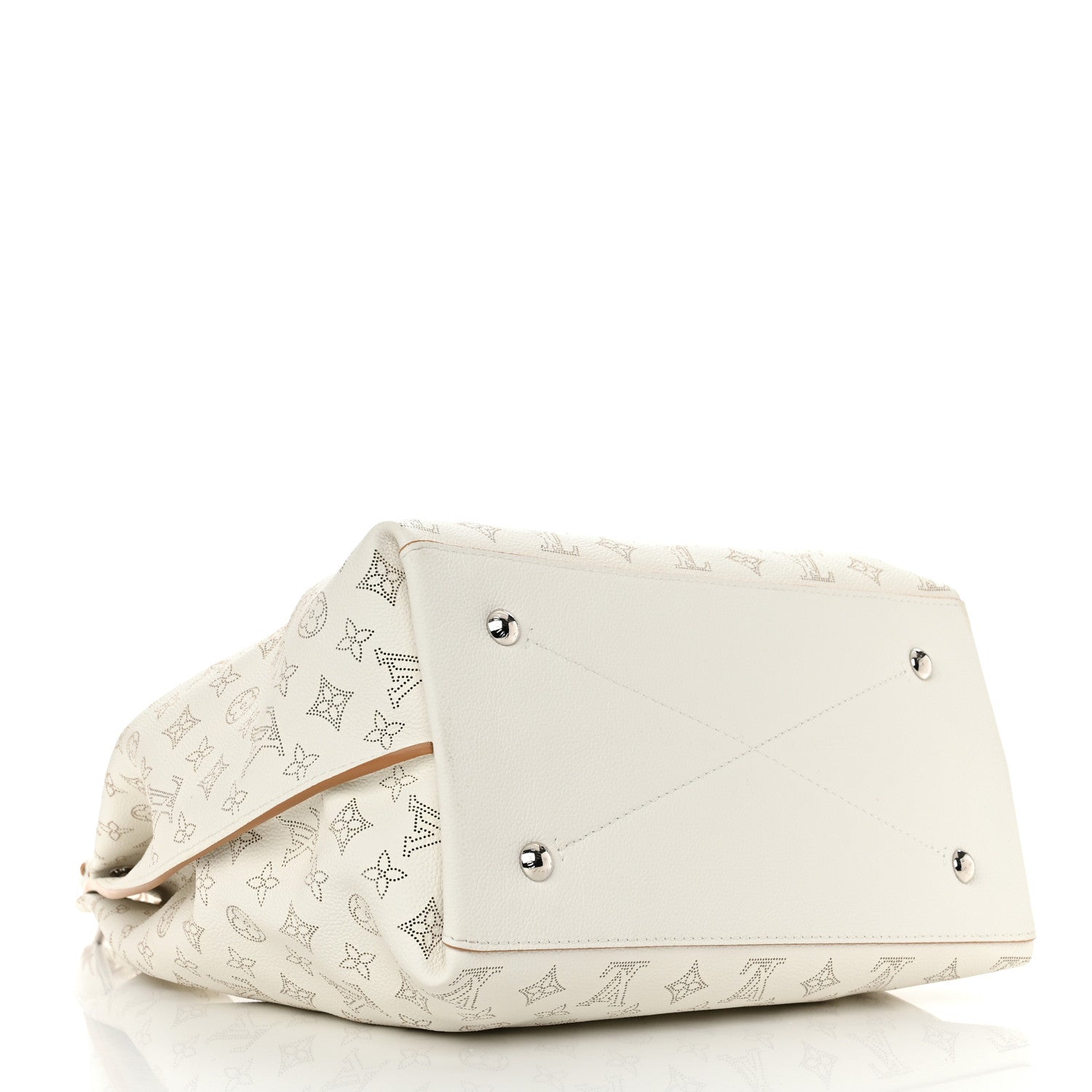 Louis Vuitton Mahina Carmel Hobo Snow 4 of 11