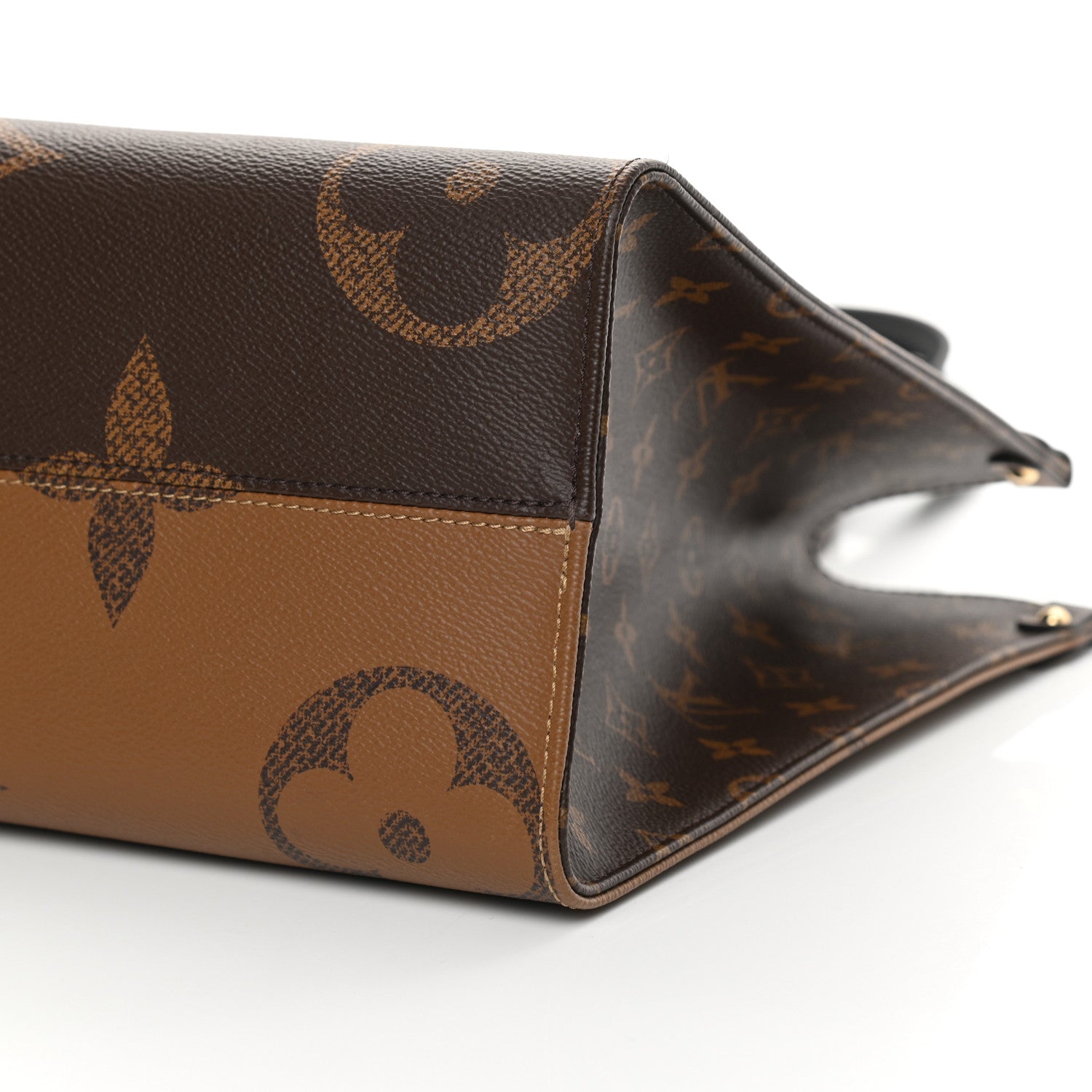 Louis Vuitton Reverse Monogram Giant Onthego MM 10 of 12