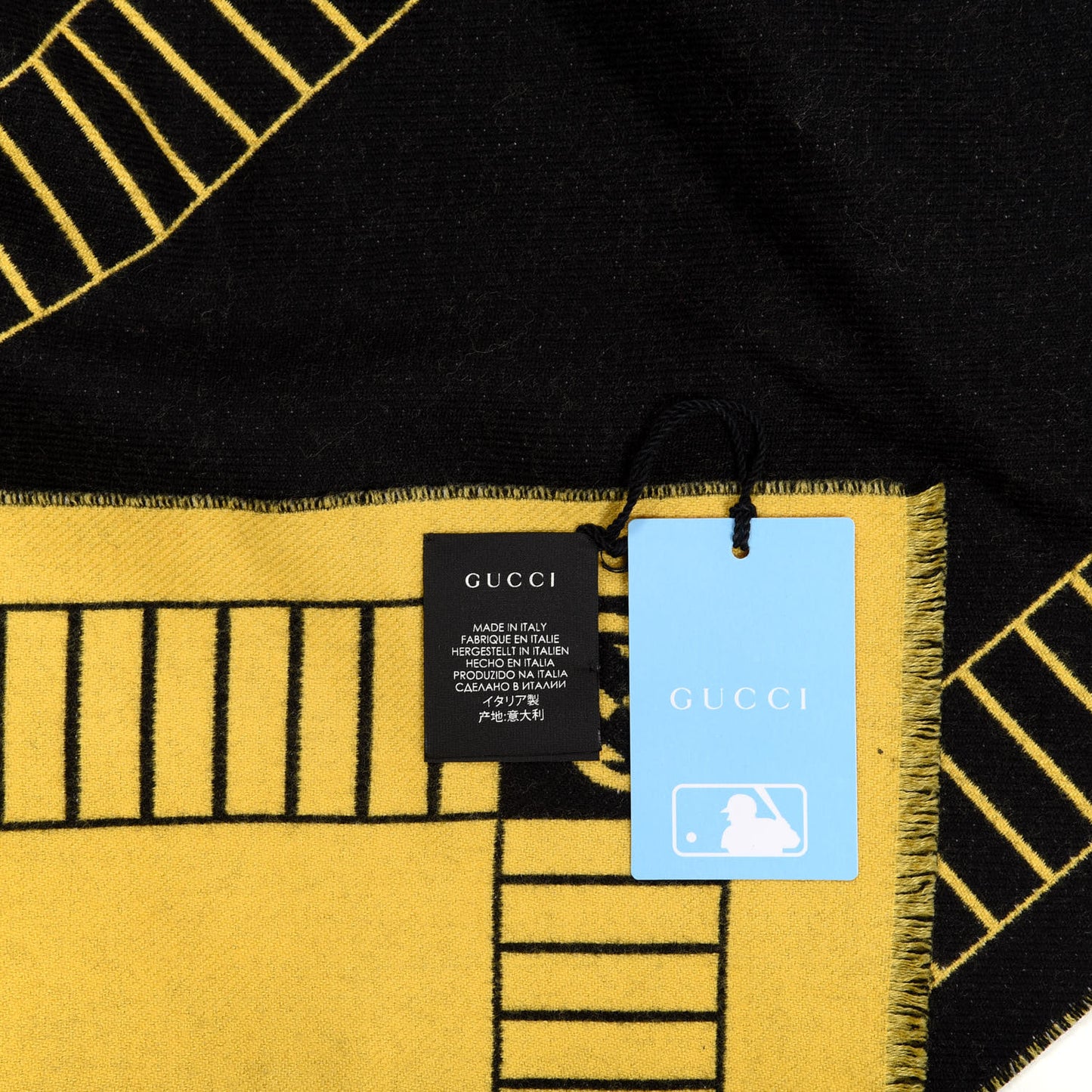 X MLB Wool Pittsburgh Pirates Patch Crew Scarf Black Yellow
