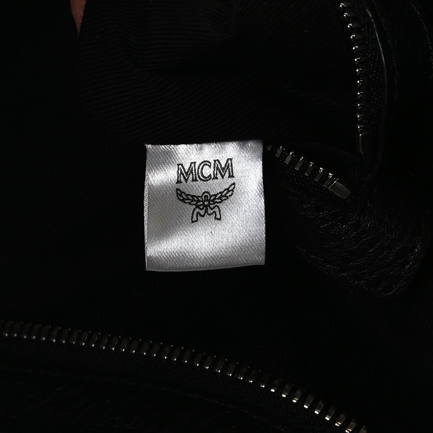 MCM Grained Calfskin Large Klara Hobo Black 6 of 13