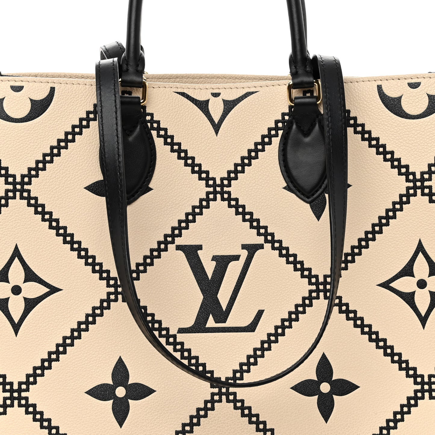 Empreinte Monogram Giant Broderies Onthego MM Cream Black