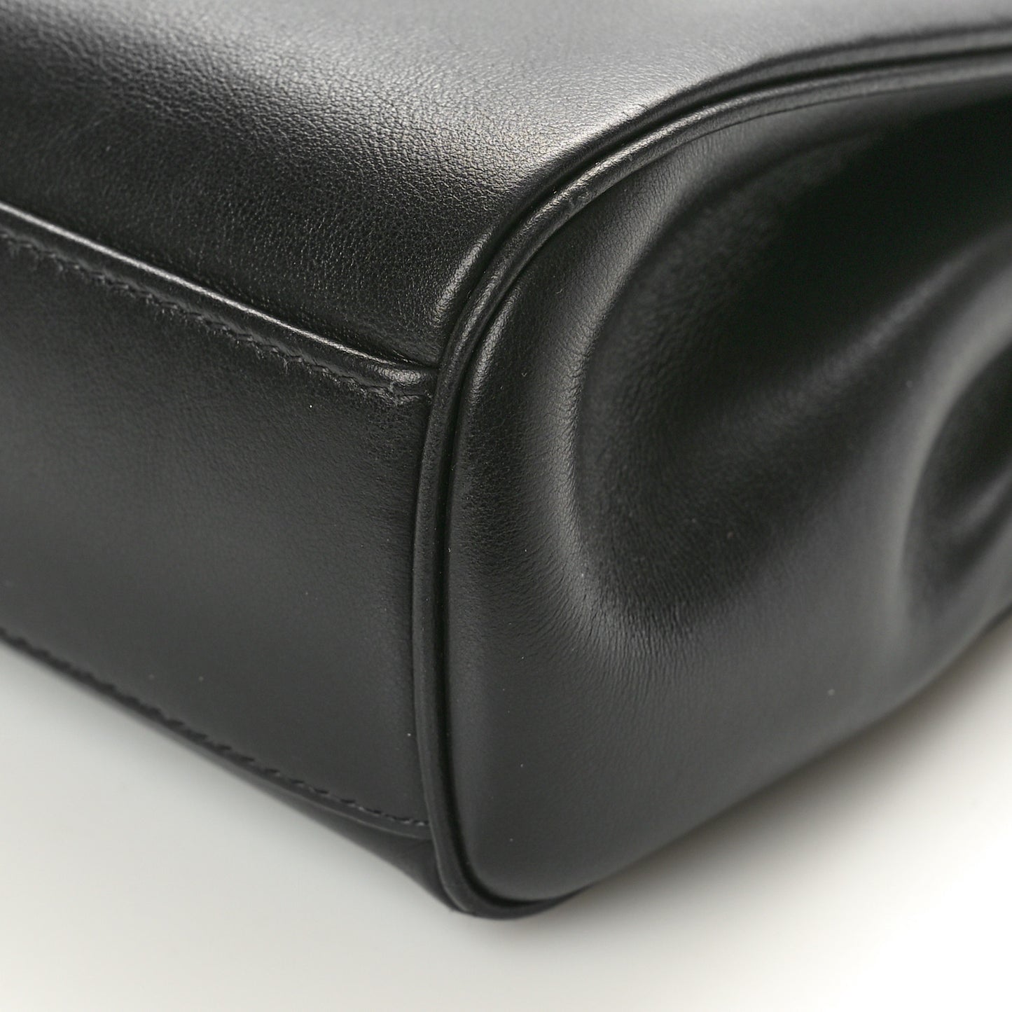 Smooth Calfskin Teen Soft 16 Shoulder Bag Black