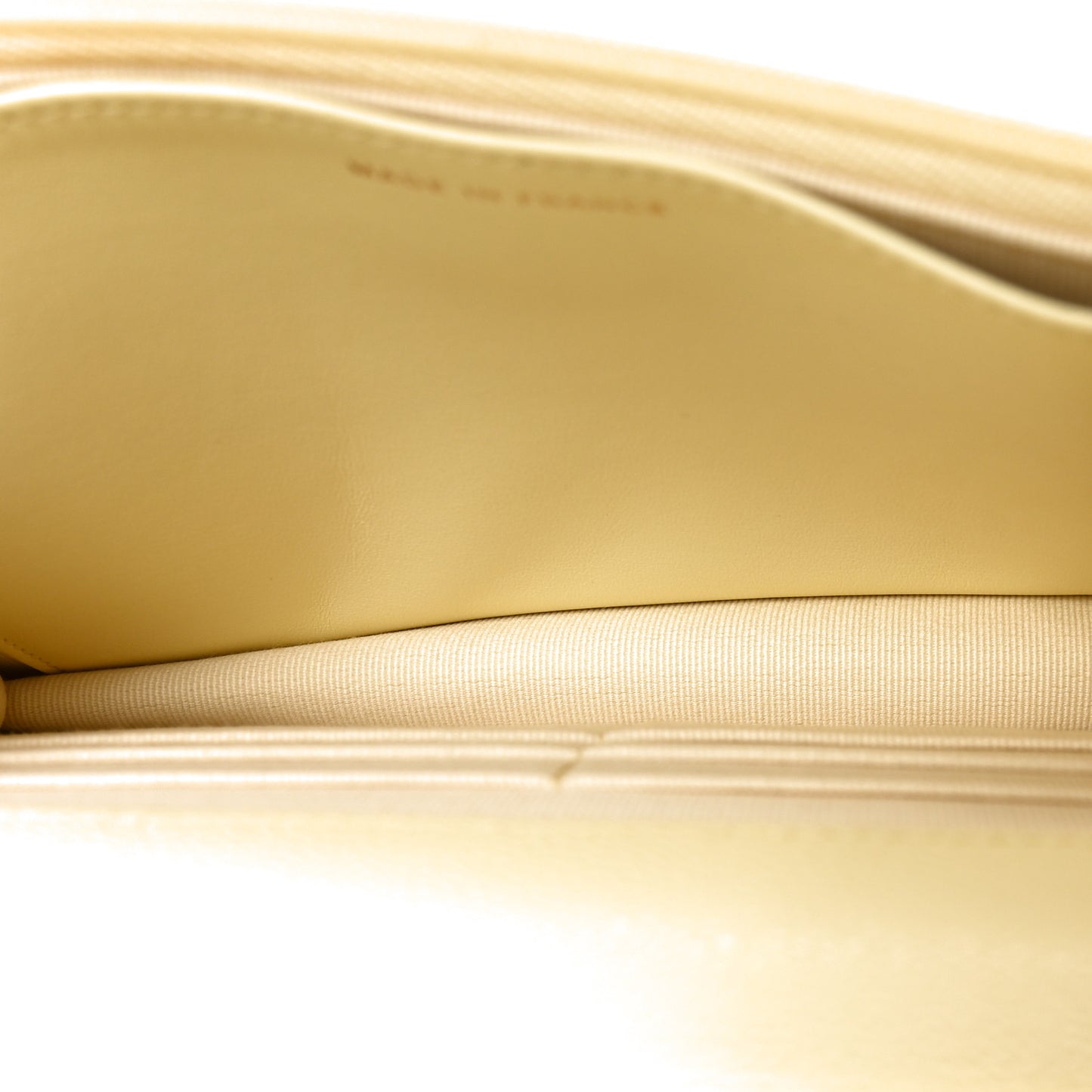 Caviar Quilted CC Turnlock Wallet On Chain WOC Light Yellow