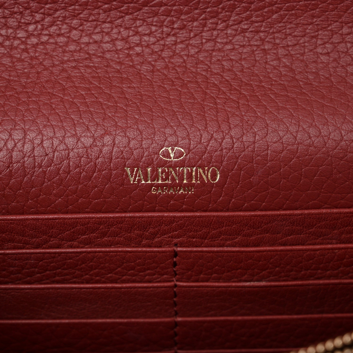 Valentino Garavani Pebbled Calfskin Rockstud Envelope Wallet on Chain Rubino 6 of 13