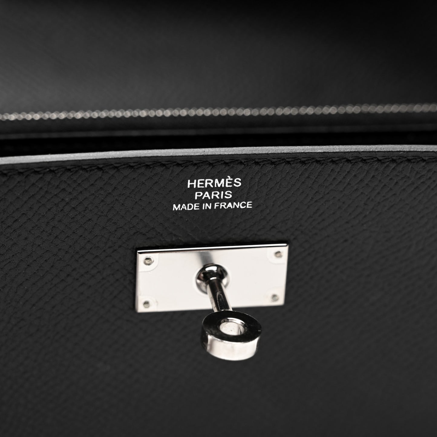 Epsom Kelly Longue Wallet Black