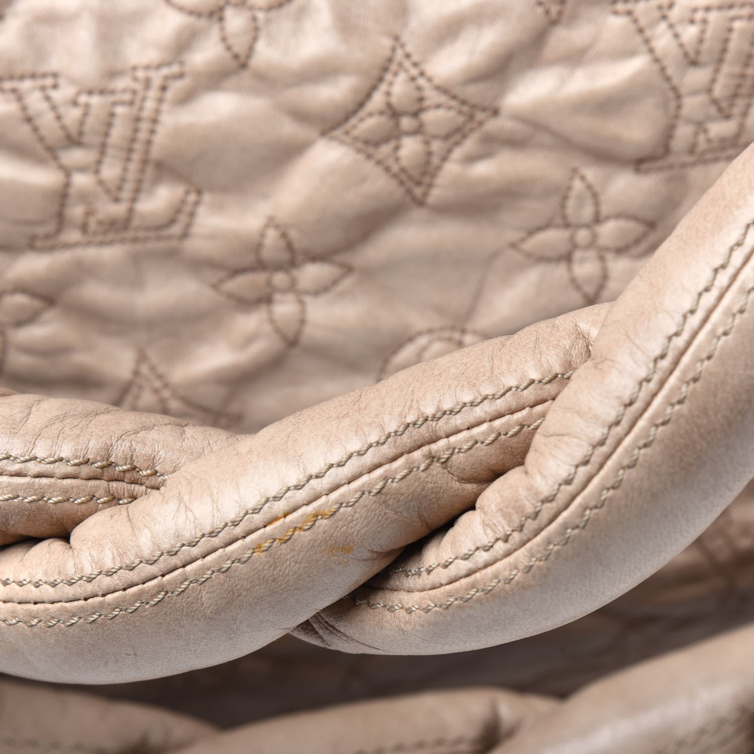 Louis Vuitton Olympe Stratus GM Ecru 19 of 19