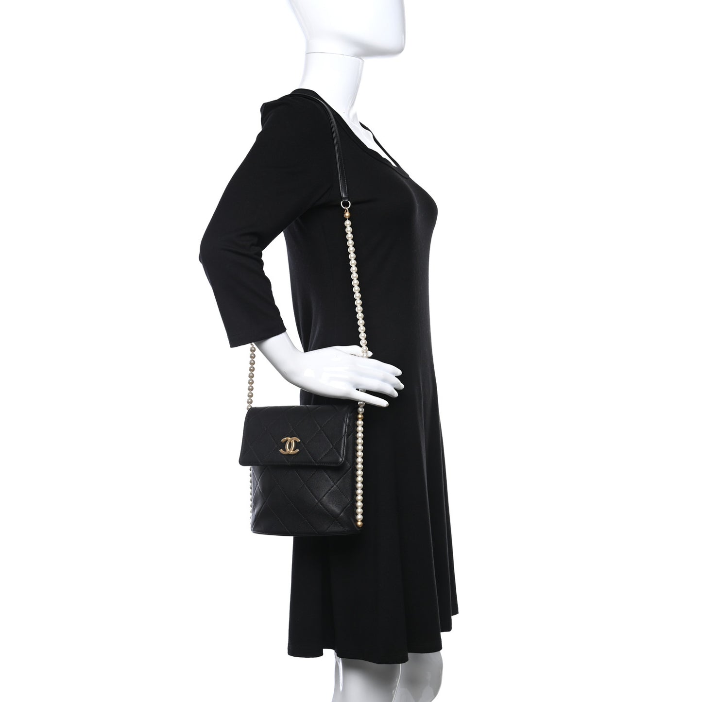 Calfskin Quilted Pearl Small About Pearls Hobo Bag Black