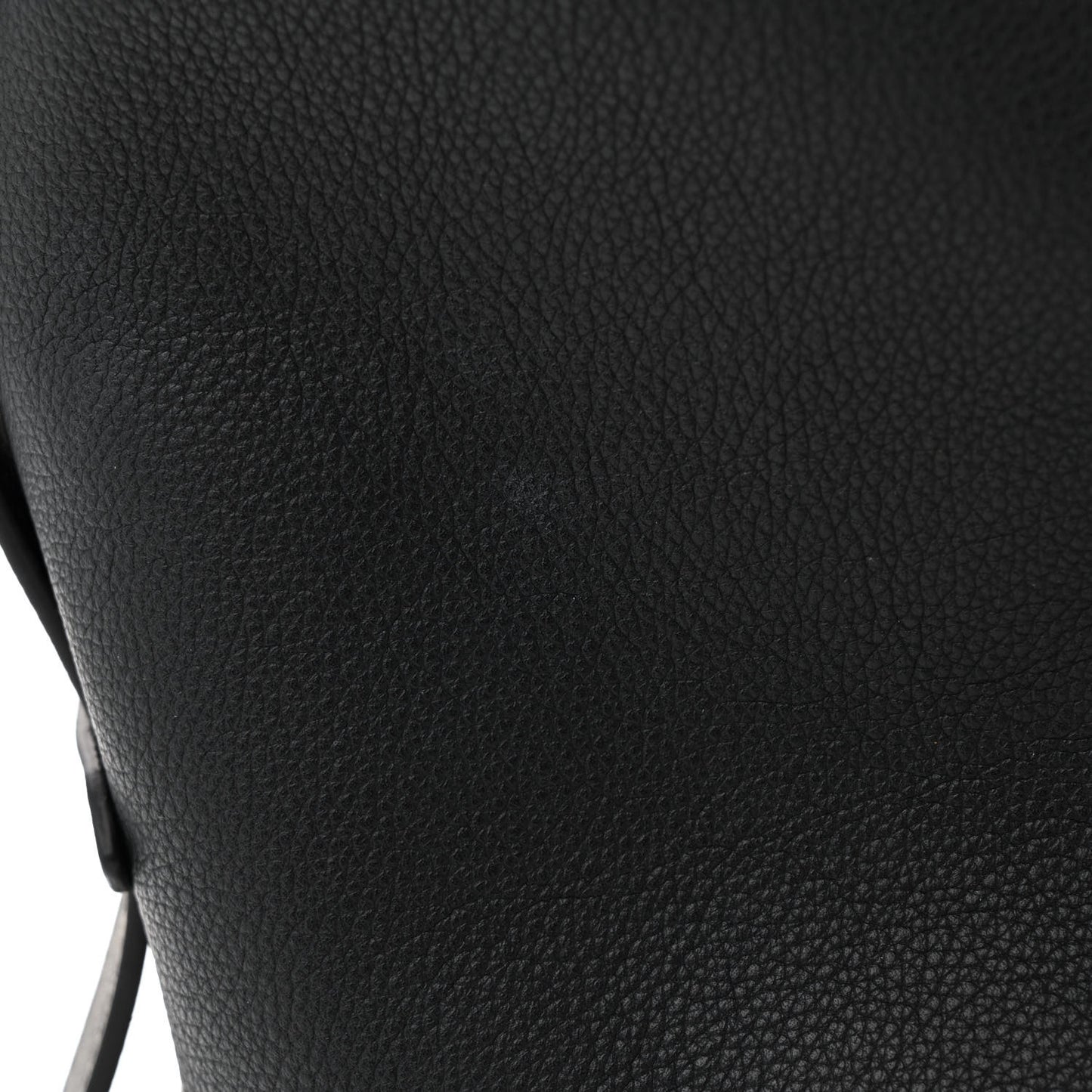 Grained Calfskin Low Key Hobo MM Black