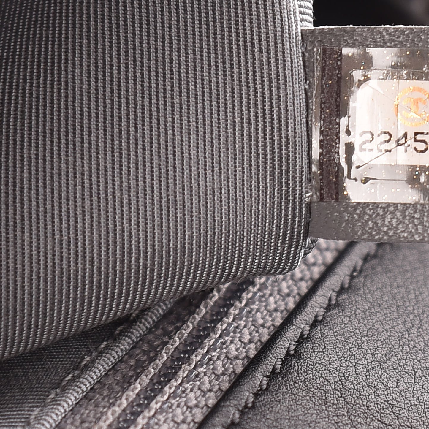 Lambskin Chevron Quilted New Medium Boy Flap Black