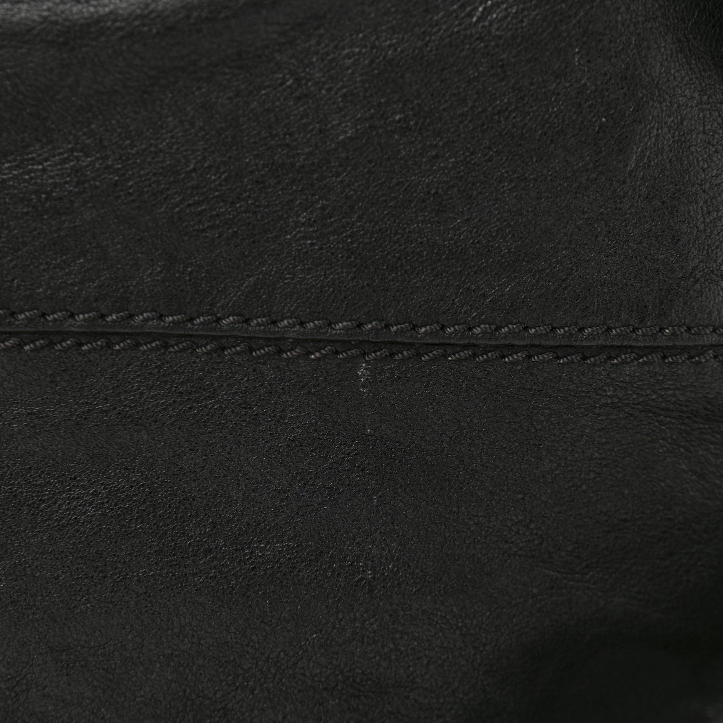 Lambskin Medium Nightingale Black