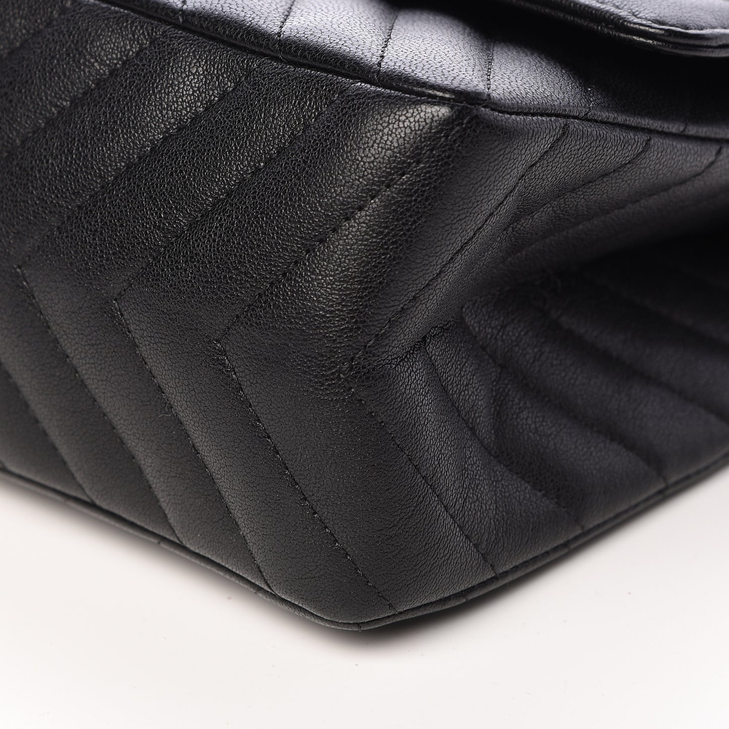 Sheepskin Chevron Quilted 2.55 Reissue 226 Flap So Black