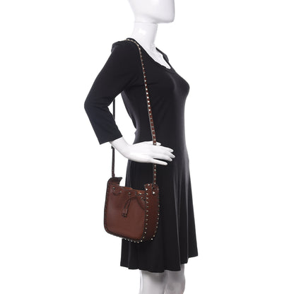 Valentino Garavani Grained Calfskin Rockstud Bucket Bag Light Brown 2 of 10