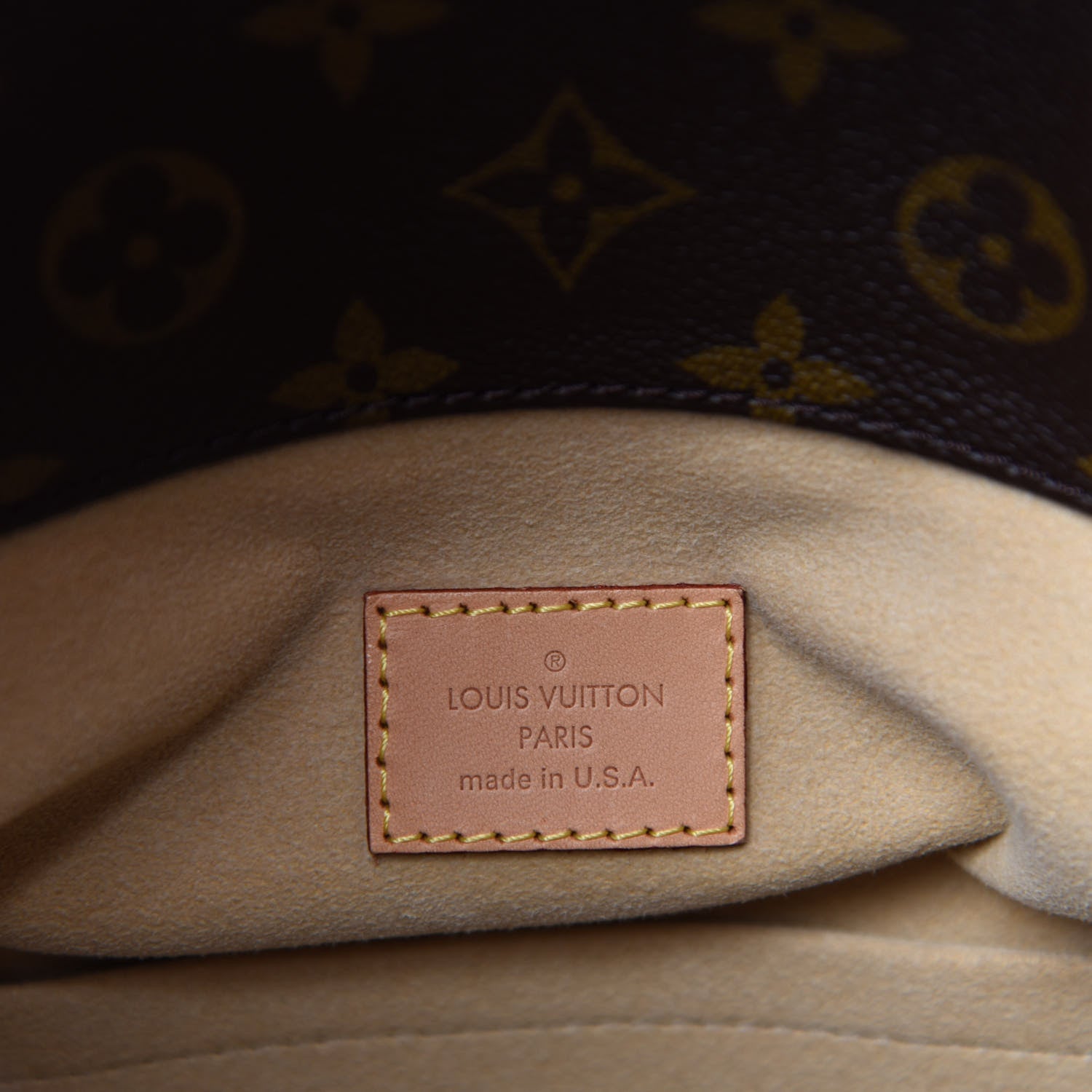 Louis Vuitton Monogram Artsy MM 8 of 10