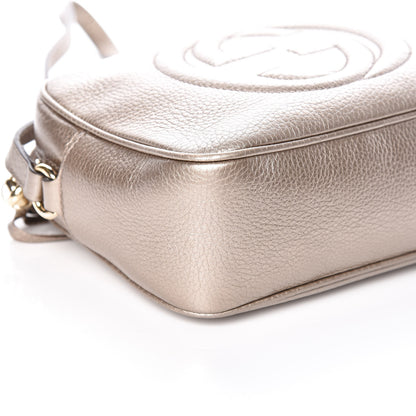 Gucci Metallic Pebbled Calfskin Small Soho Disco Bag Golden Beige 5 of 9