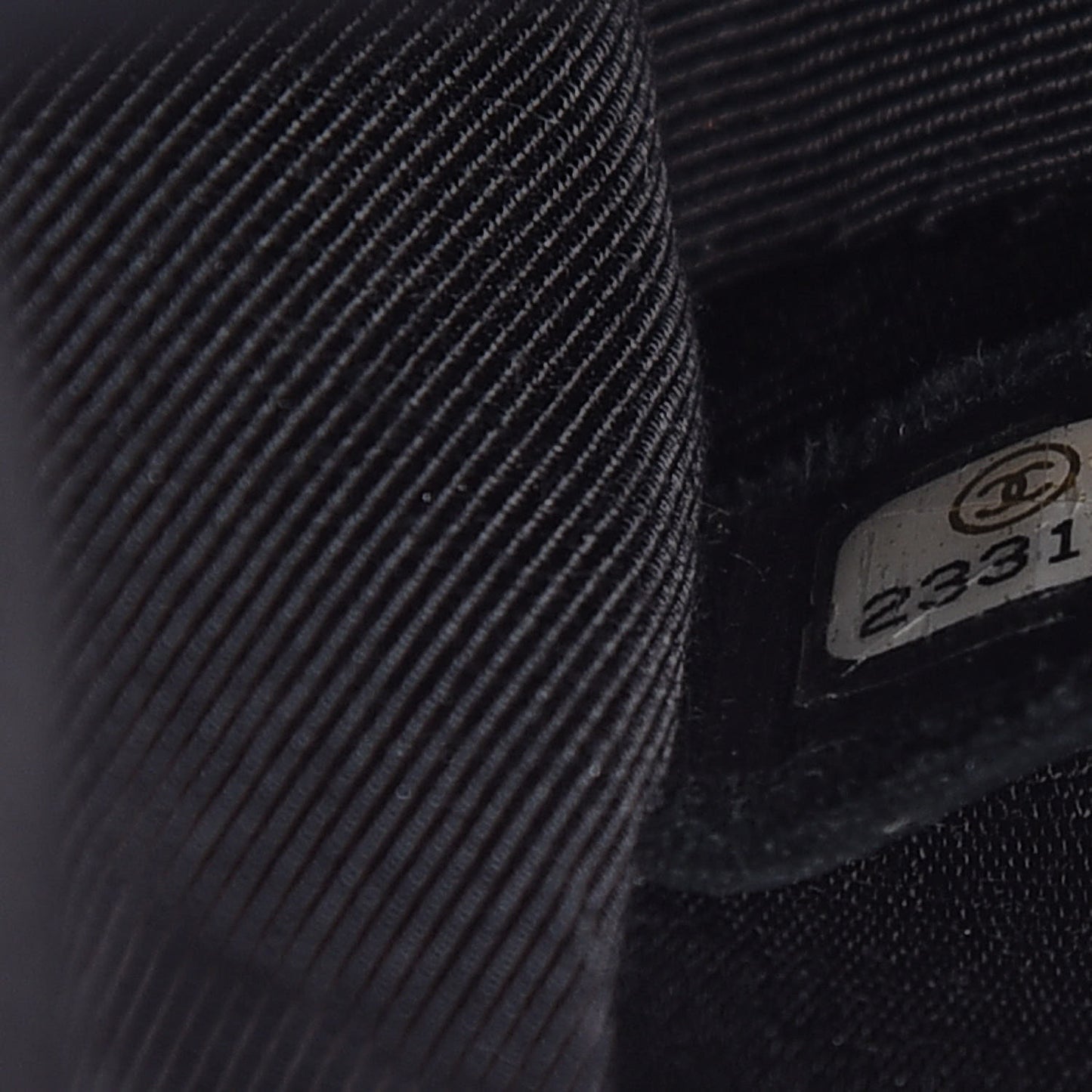 Caviar Iridescent Calfskin Duo Medium Double Flap Light Gold Black