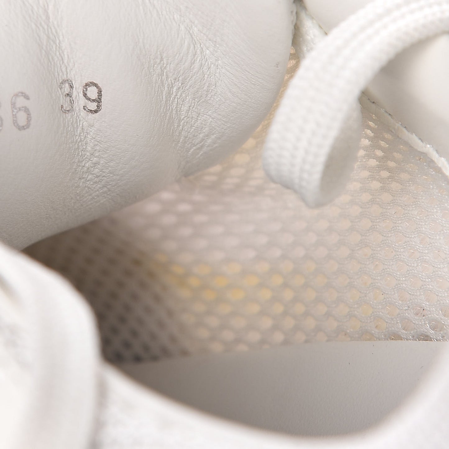 Calfskin Mesh Run Away Sneakers 39 White