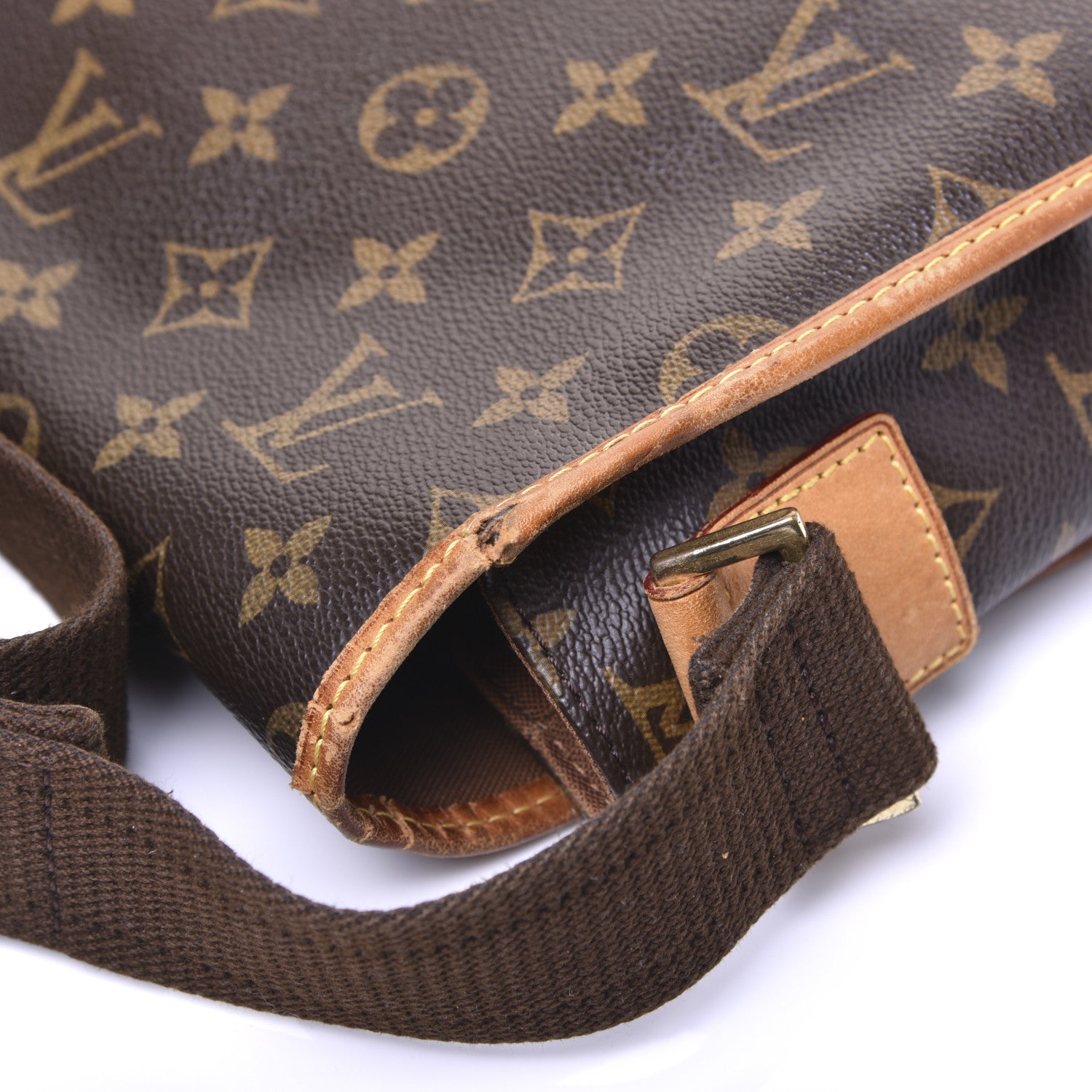 Louis Vuitton Monogram Bosphore PM Messenger 13 of 16