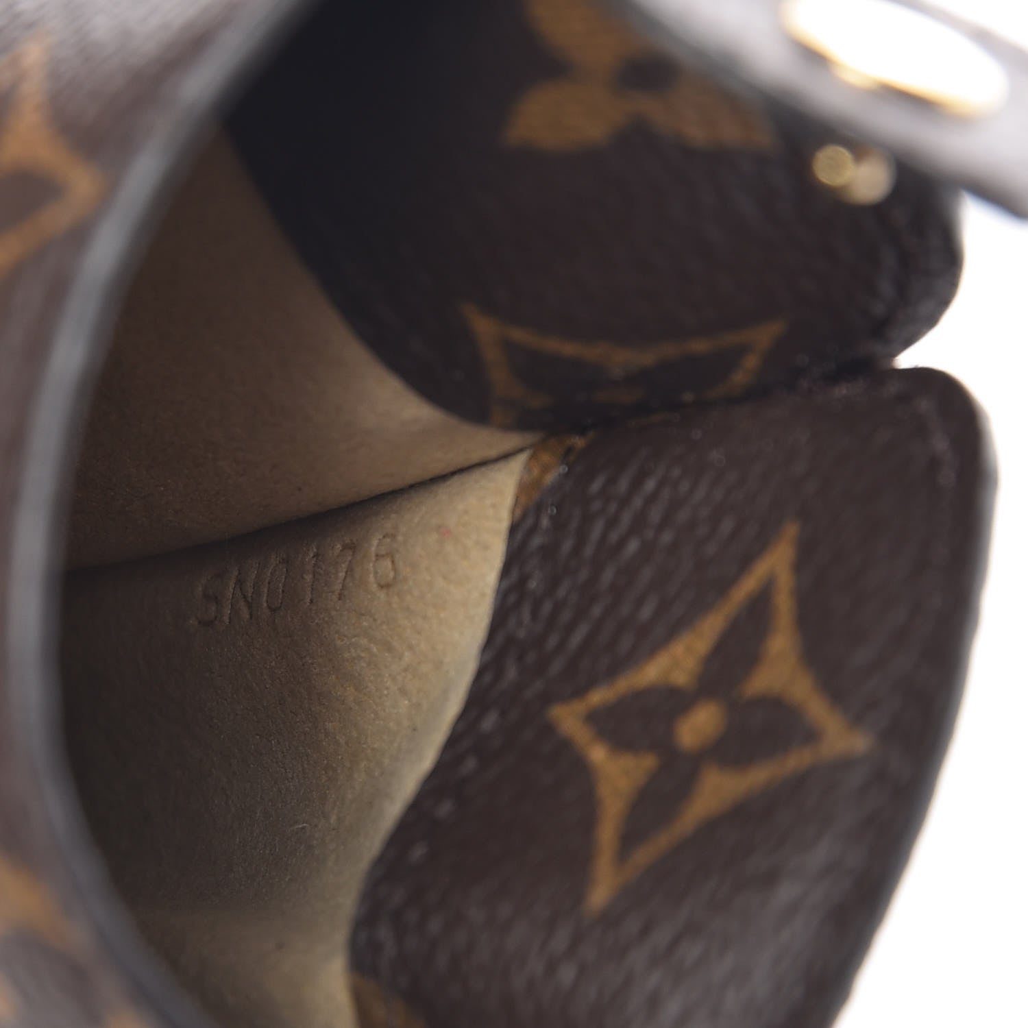 Louis Vuitton Monogram Sunglasses Case MM 7 of 7