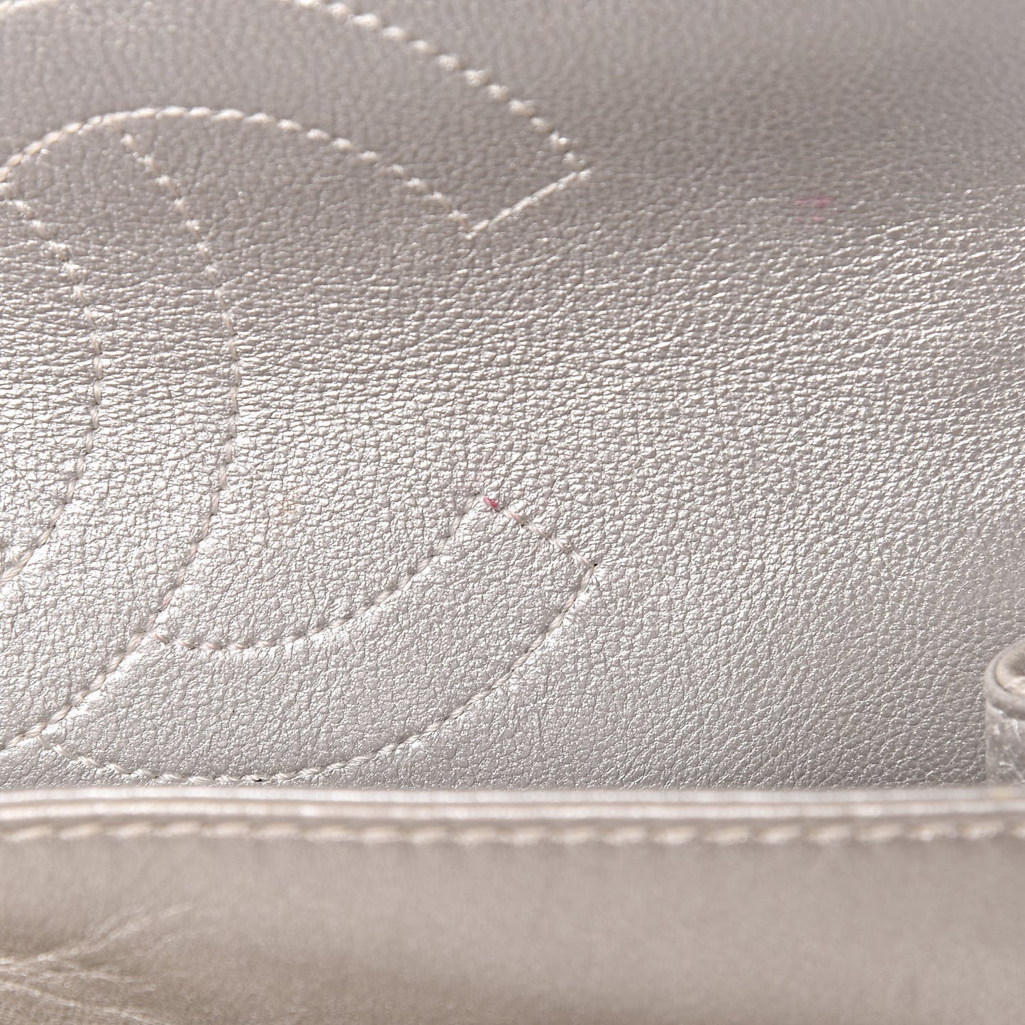 Metallic Lambskin 2.55 Reissue 225 Flap Pale Gold