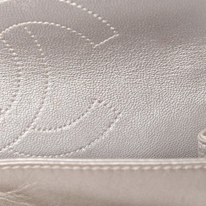 Chanel Metallic Lambskin 2.55 Reissue 225 Flap Pale Gold 23 of 32