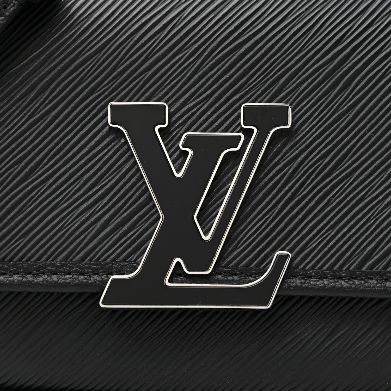 Louis Vuitton Epi Buci Crossbody Black 7 of 11