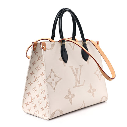 Louis Vuitton Monogram Dune Giant Onthego MM 3 of 12