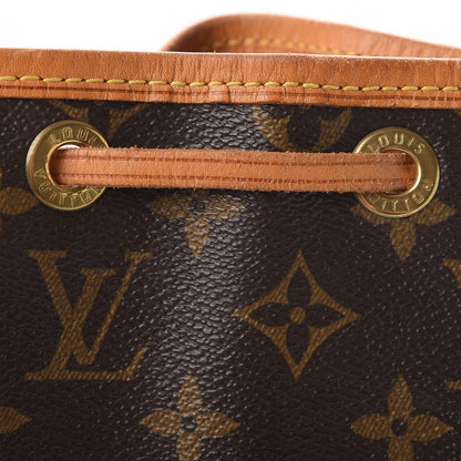 Louis Vuitton Monogram Noe 22 of 24