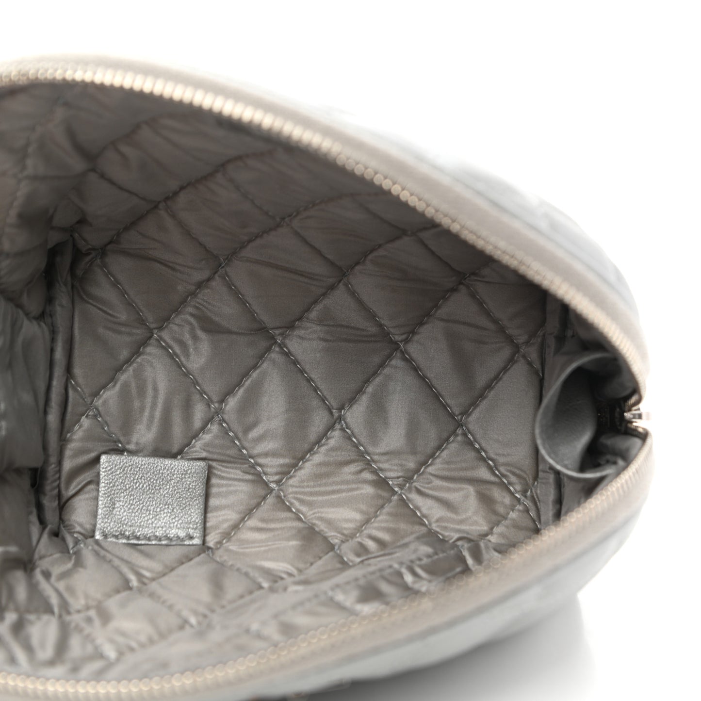Metallic Lambskin Quilted Reissue Cosmetic Case Silver
